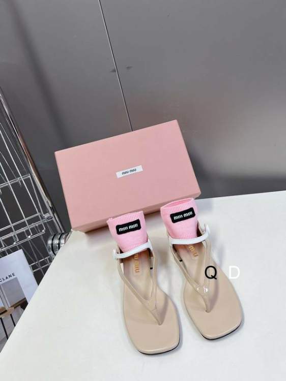 Picture of Miumiu Shoes _SKUMiuMiusz35-40GDT040118036